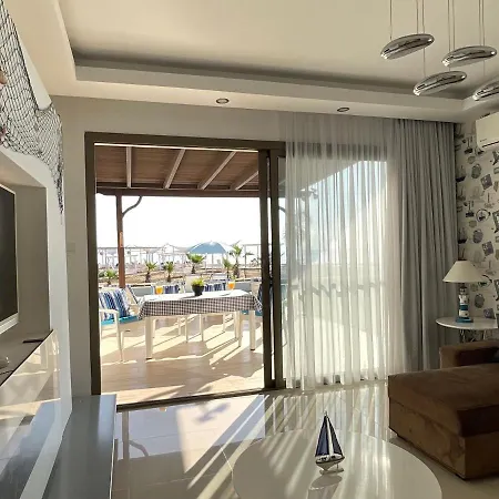 The On The 'caesar Beach' Bogaz, North Cyprus Apartman